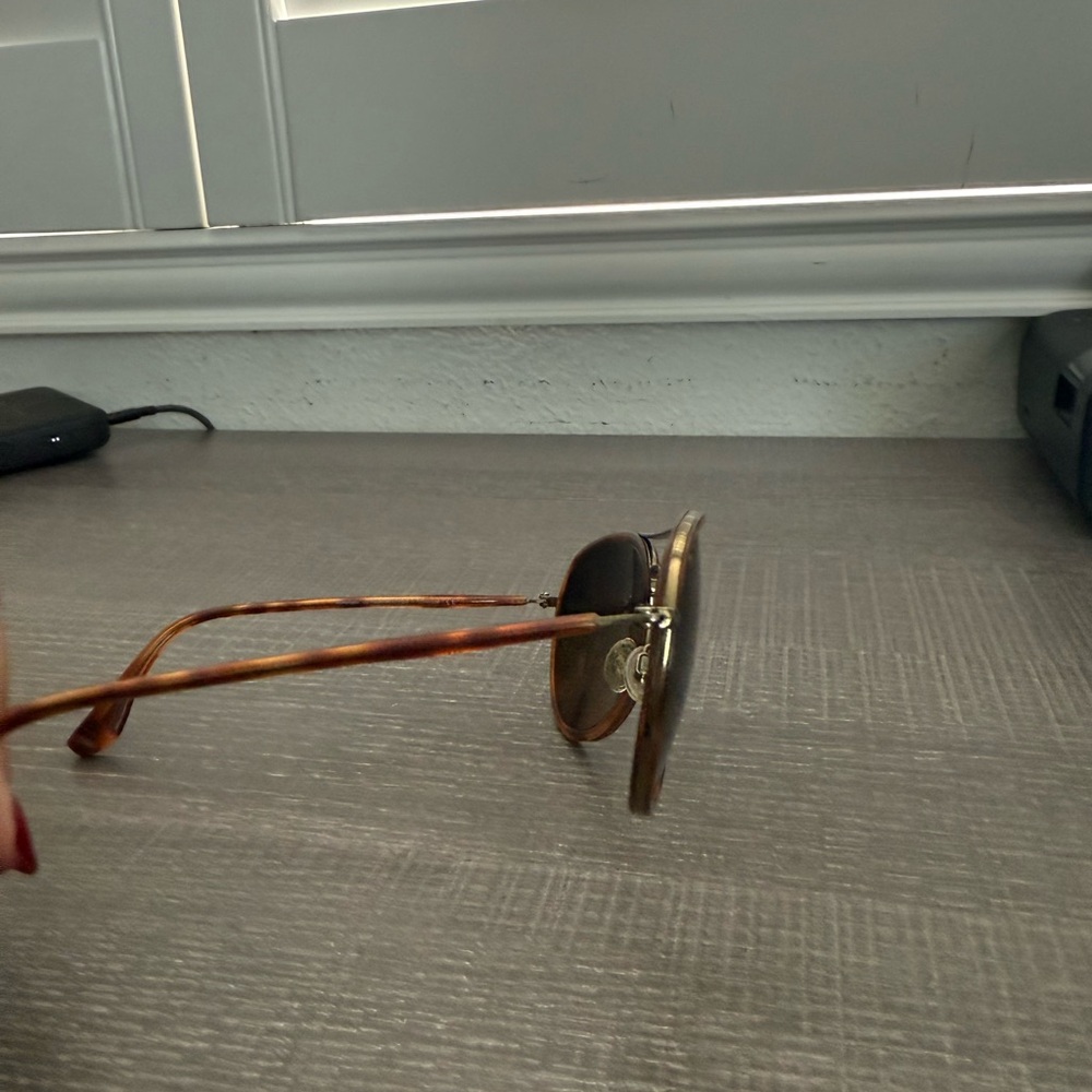 Maui Jim Tortoise Aviator Sunglasses - Picture 7 of 8